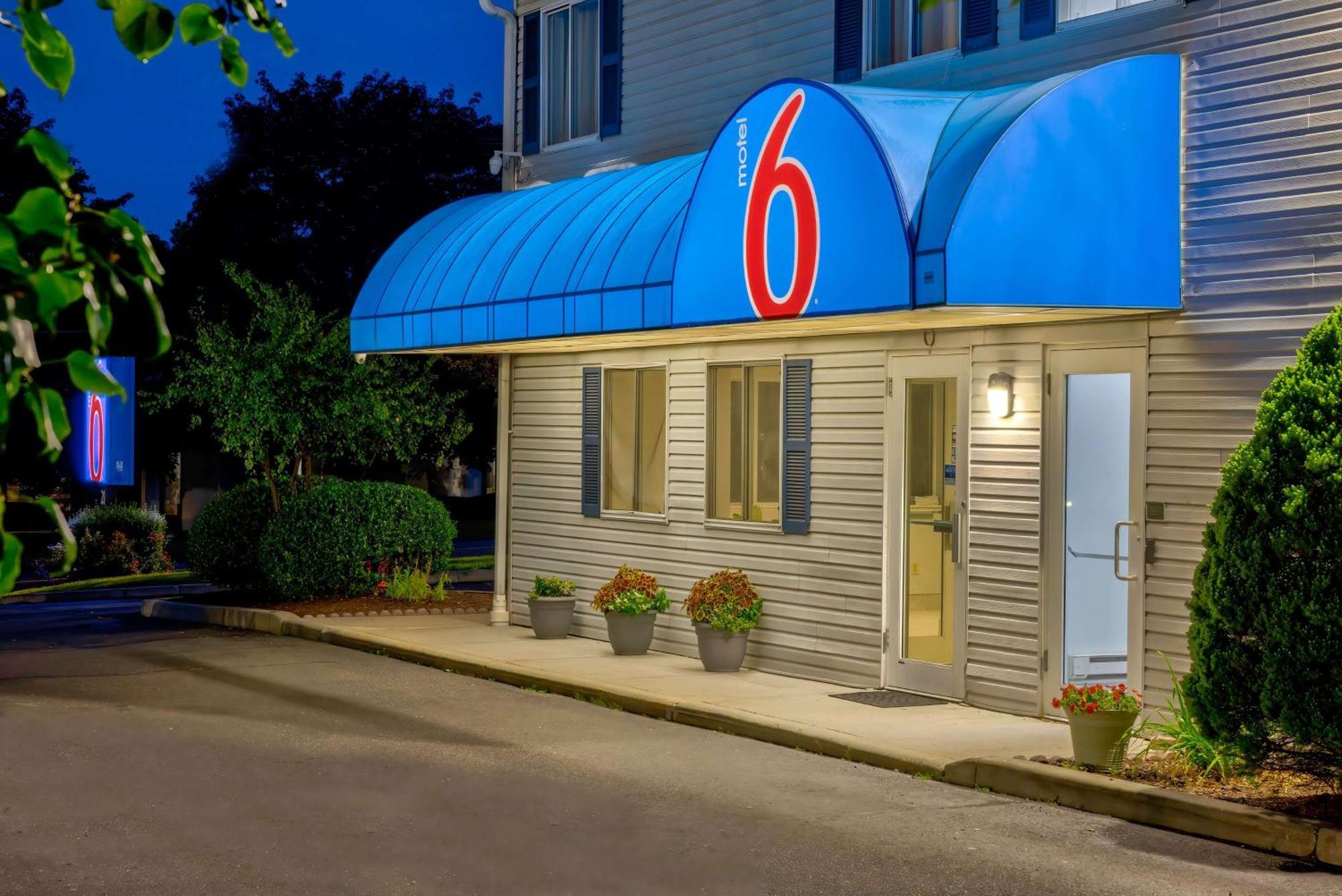 Motel 6 Bethel, Ct - Danbury Exteriör bild